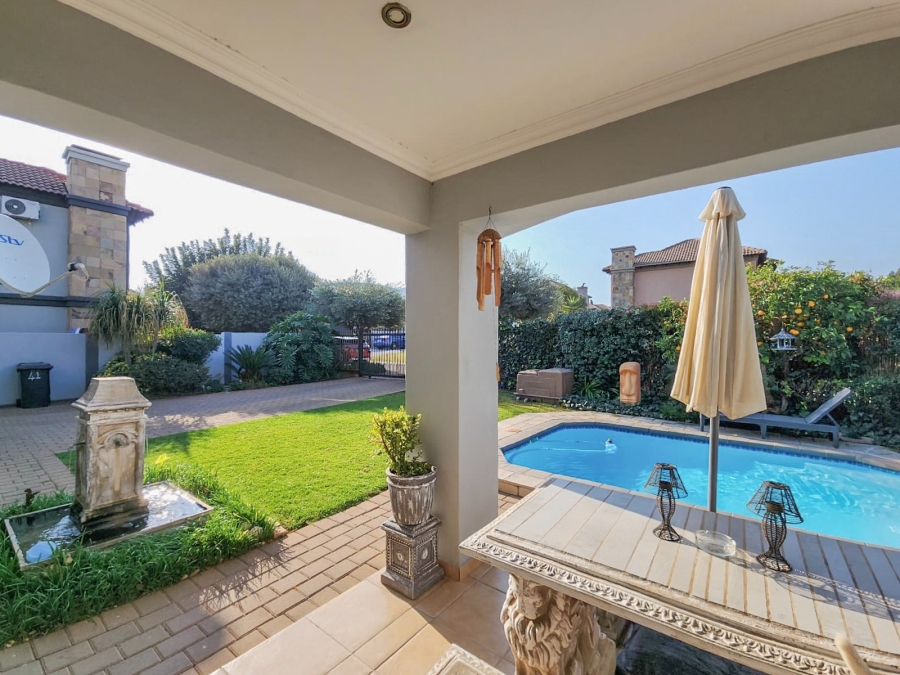 2 Bedroom Property for Sale in Melodie North West